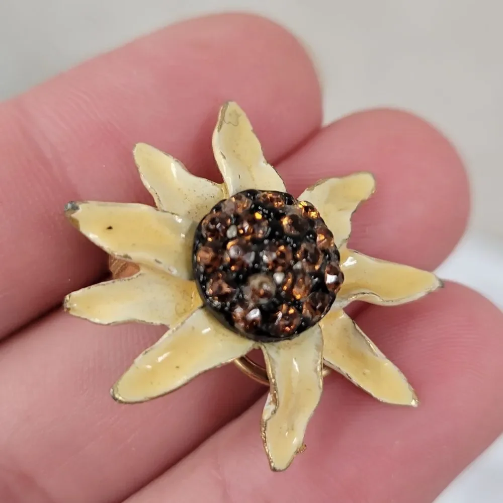 BSK Vintage Sunflower Clip On Earrings Cream Enamel Gold Toned Brown Rhinestones